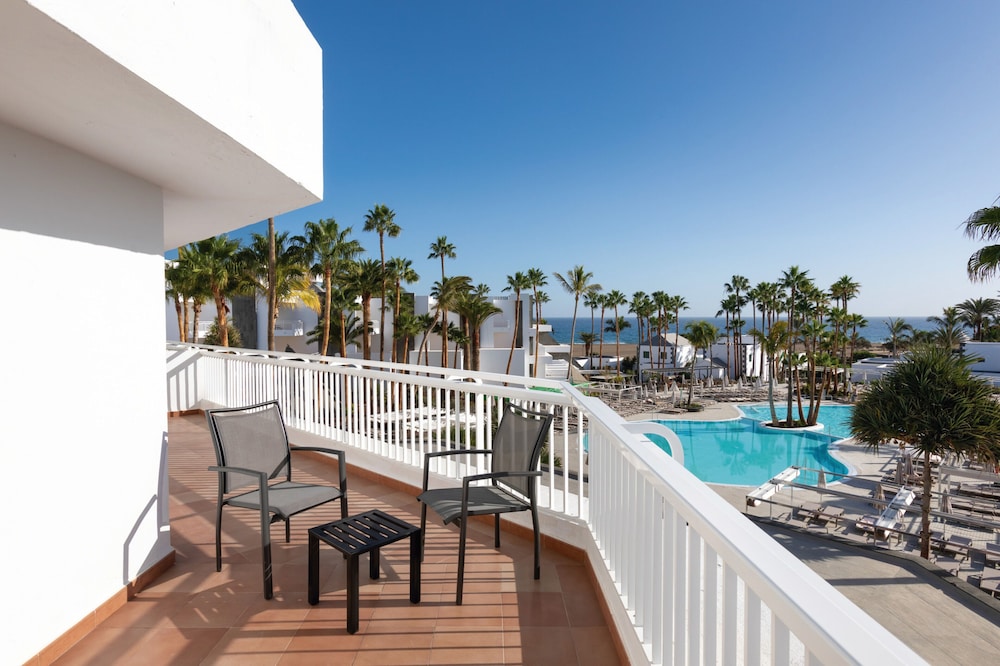 Suite, Balcony, Sea View - Photo 4