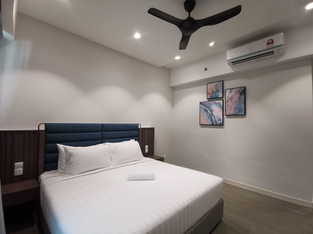 Executive King Suites
