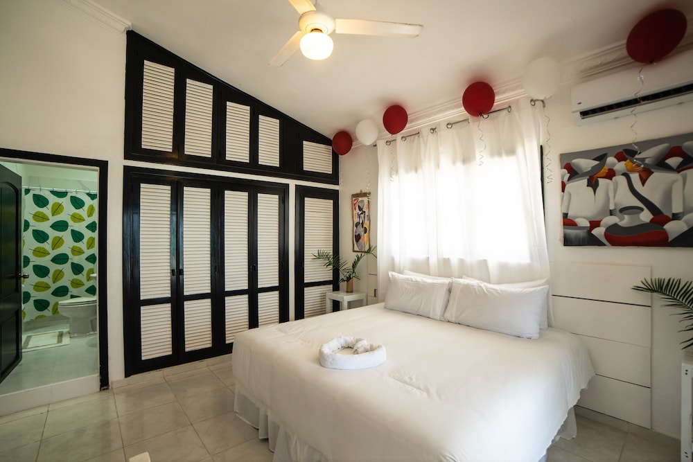 Aphrodite Suite