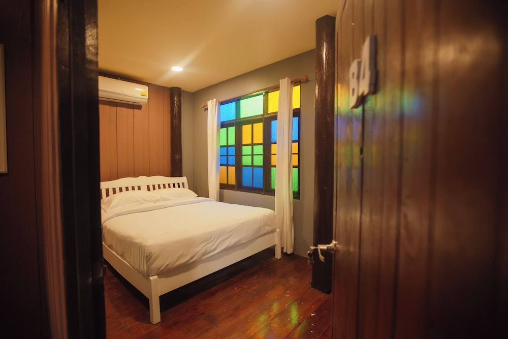 Standard Triple Room - Photo 8