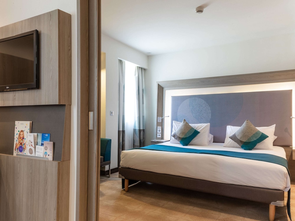 Superior Suite with 1 king-size bed - Photo 8