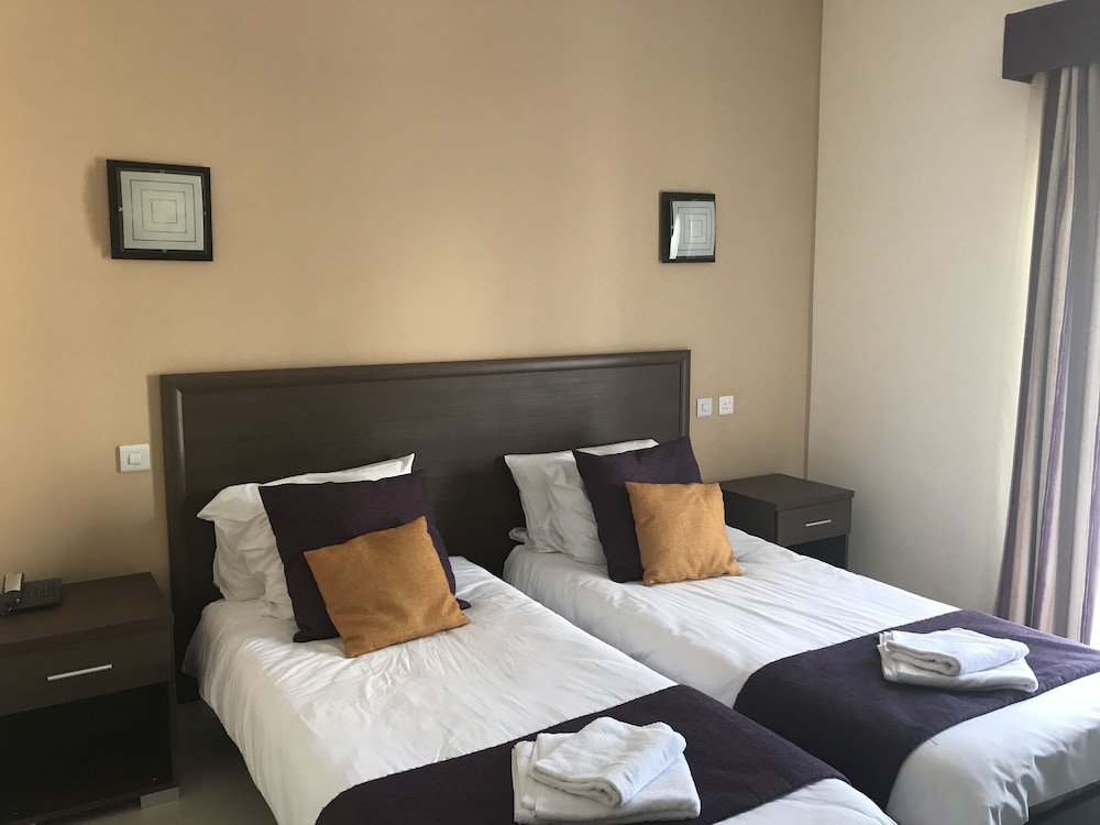 Superior Twin Room - Photo 3
