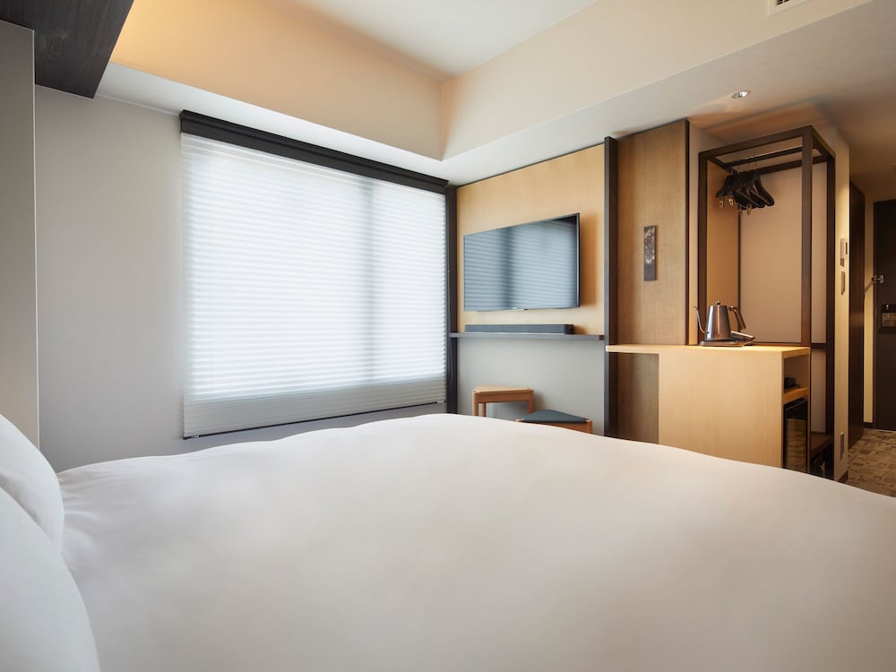 Deluxe King Room, Non Smoking (20 square meters) - Photo 6