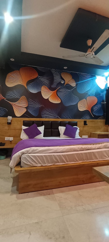 Superior Room, Balcony, City View