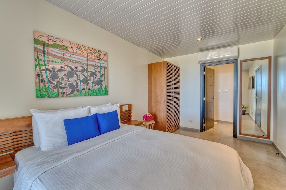 Exclusive Apartment, Private Pool, Ocean View