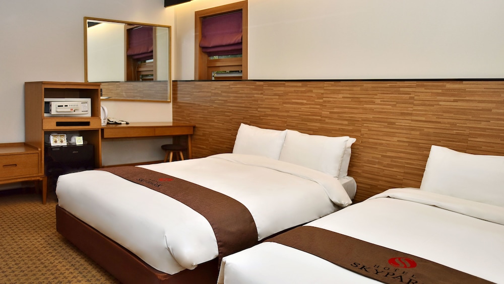 Deluxe Twin Room - Photo 3