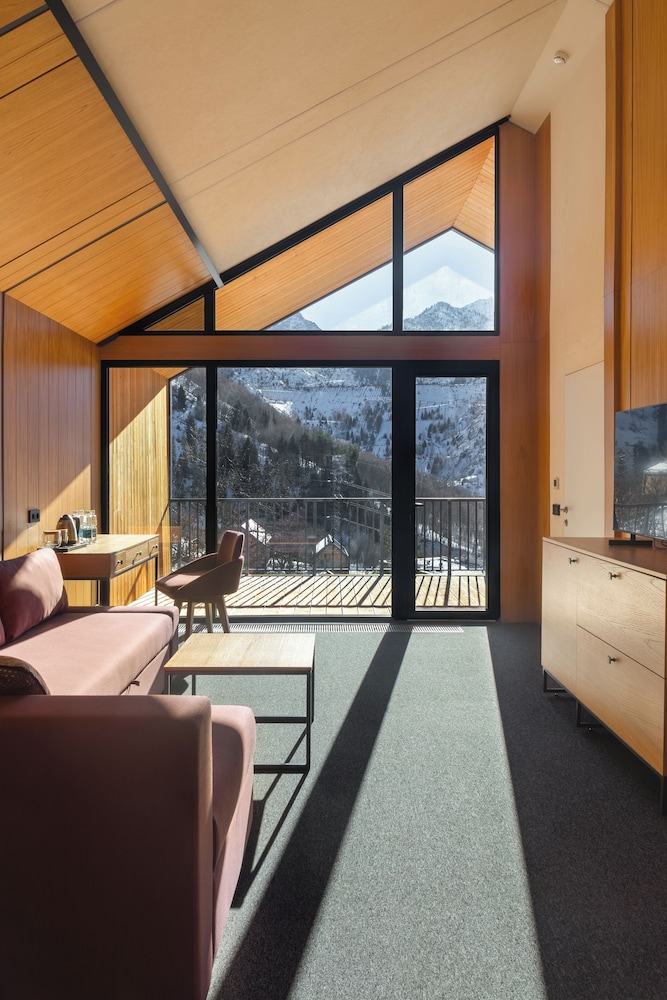 Deluxe Double or Twin Room, Mountain View