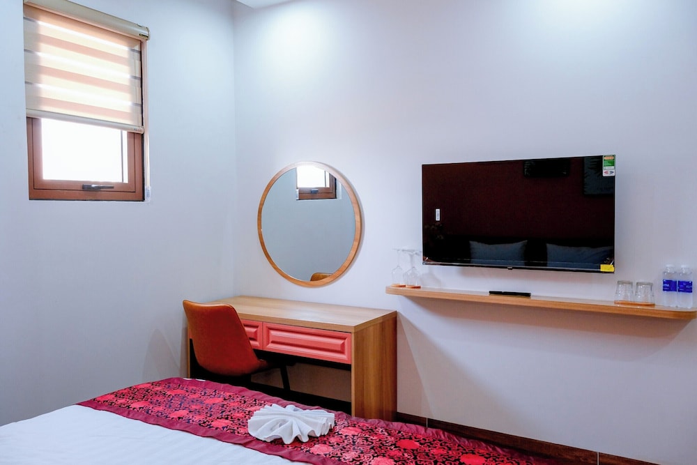 Superior Double Room, City View - Photo 8