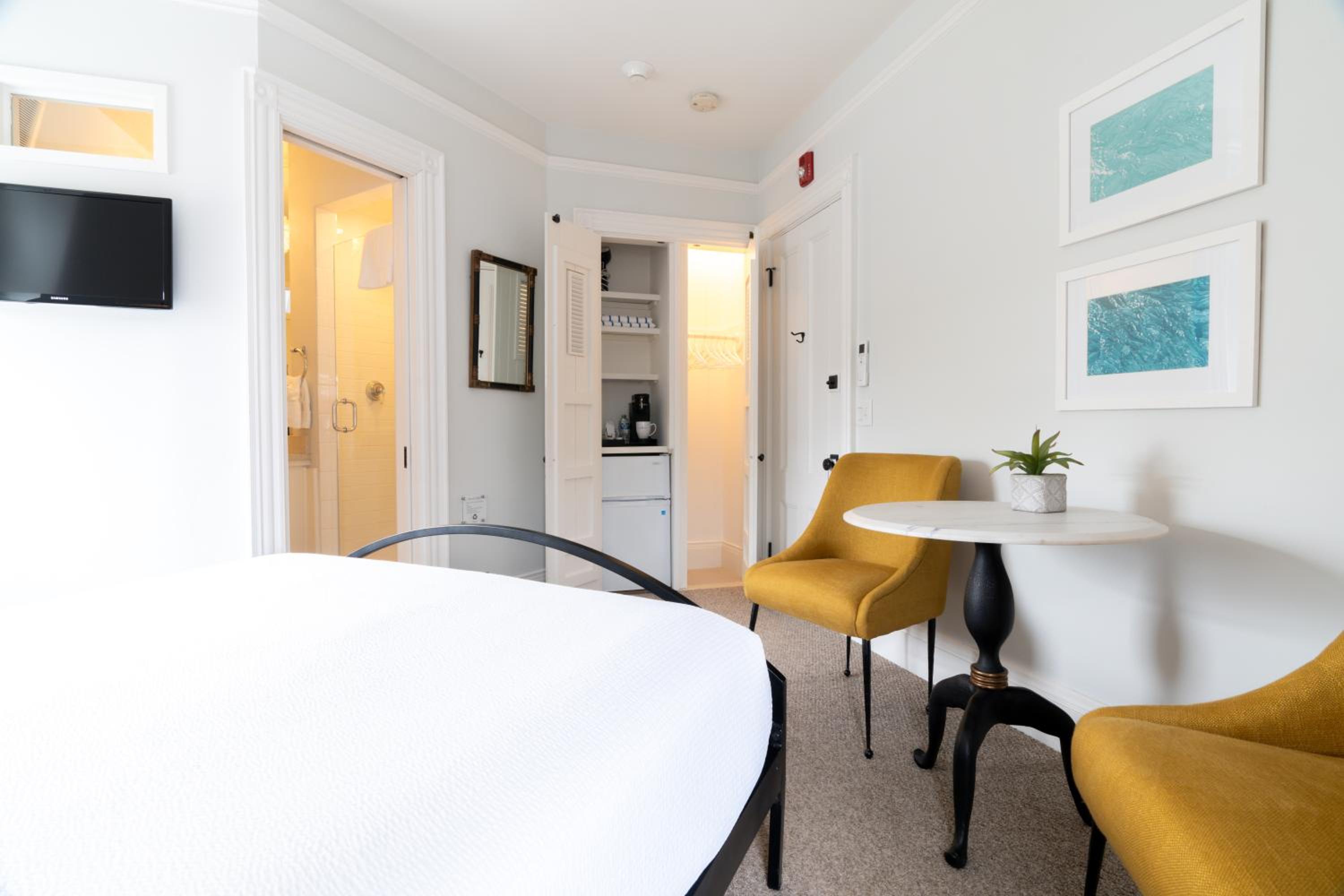 Standard Queen Room - Photo 3