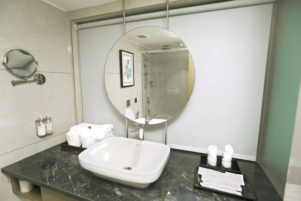 Executive Double Room - Photo 4