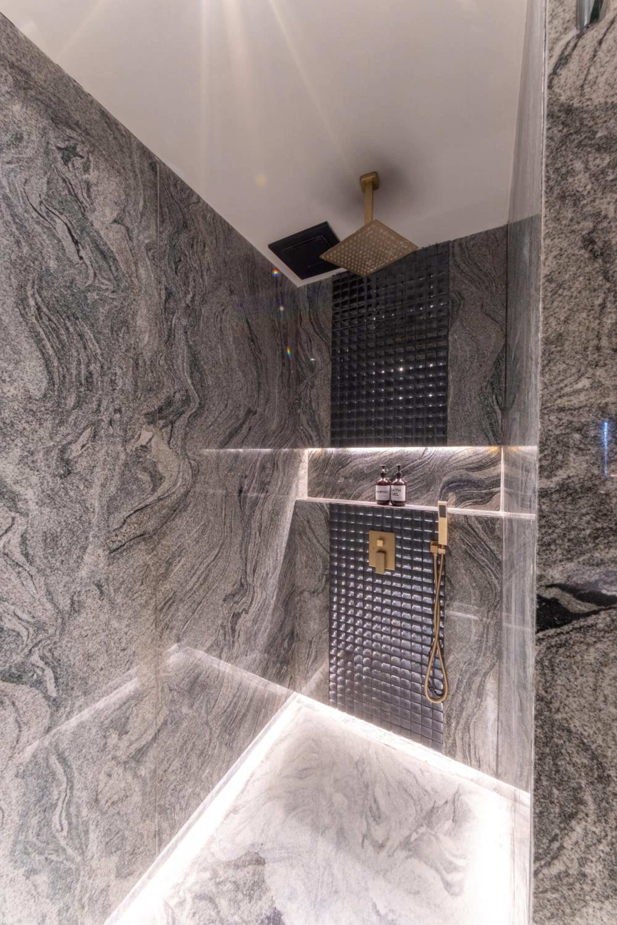 Junior Suite - Photo 22