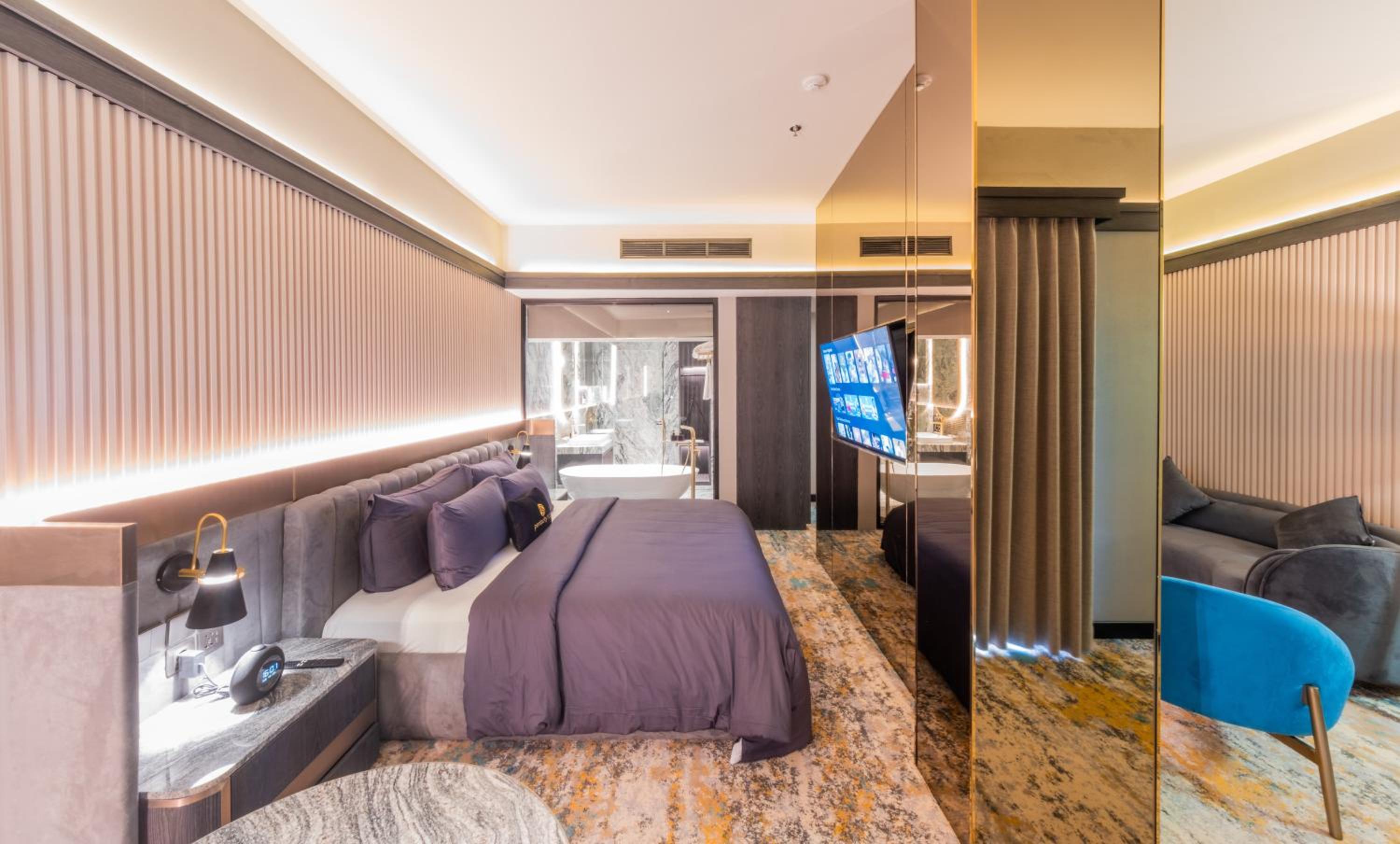 Junior Suite - Photo 13