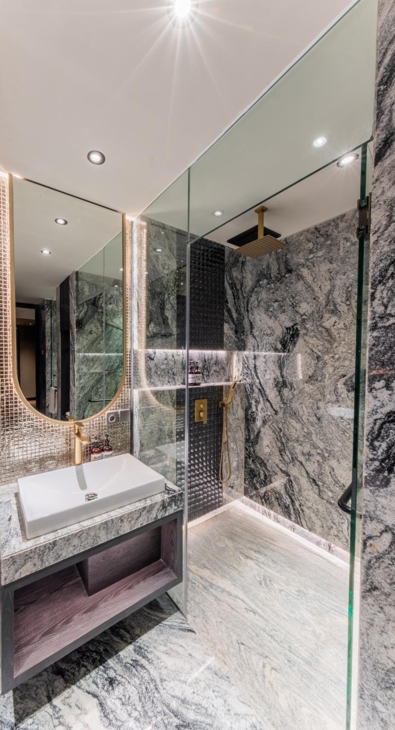 Junior Suite - Photo 12