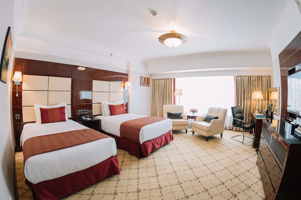 Deluxe Room, 2 Twin Beds photo 2