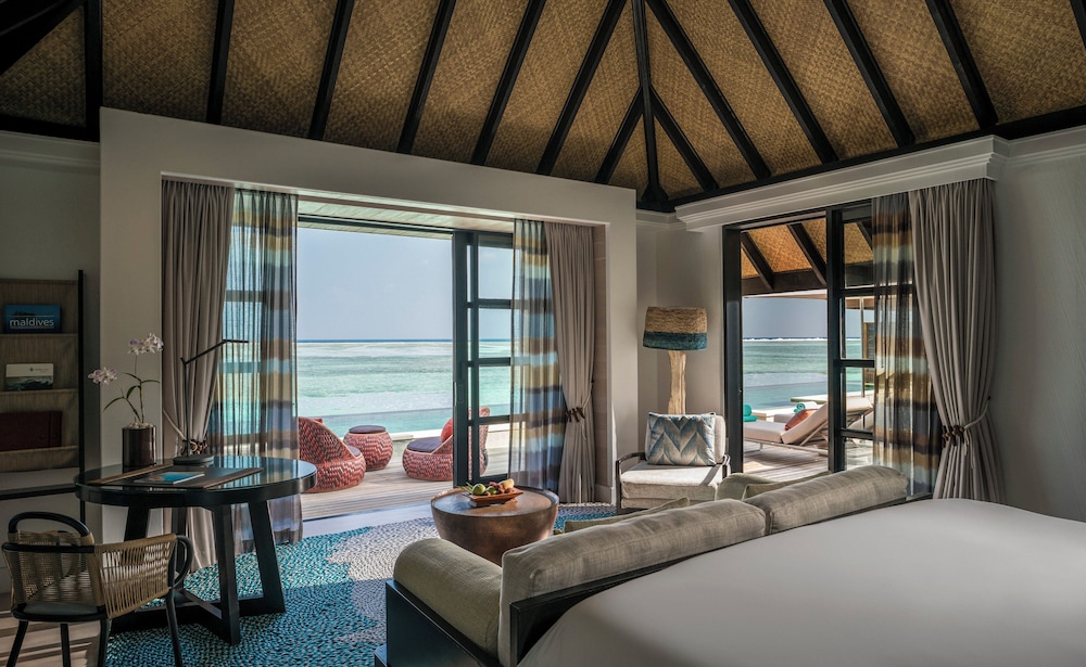 Suite, 3 Bedrooms (Sunrise Water)