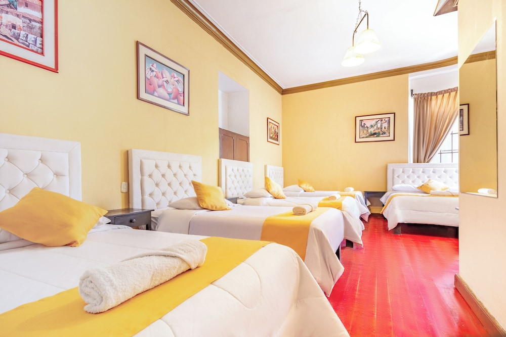 Classic Quadruple Room