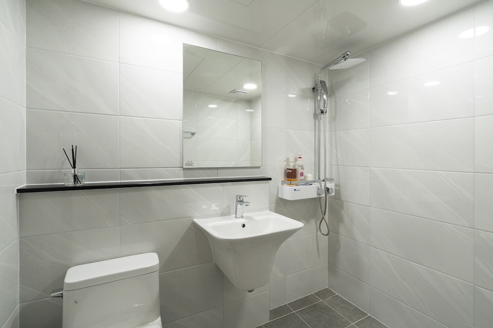Deluxe Twin Room - Photo 4