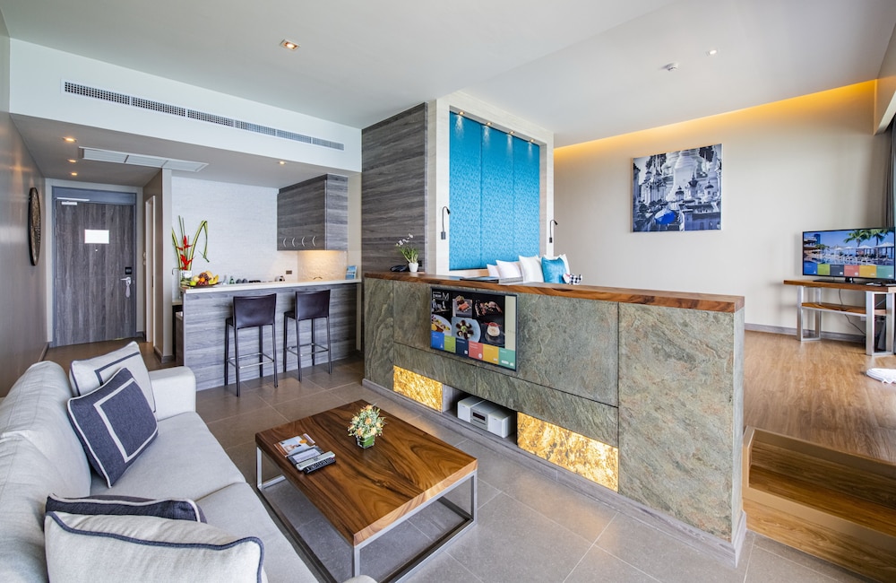 Sea View Grand Suites - Photo 7