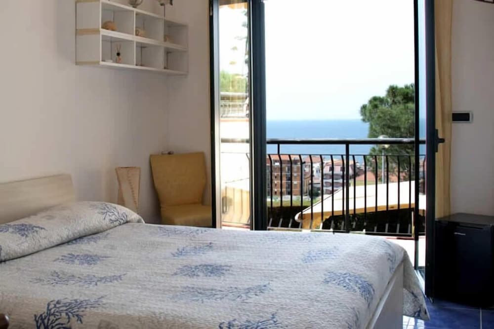 Ulisse con vista Mare
