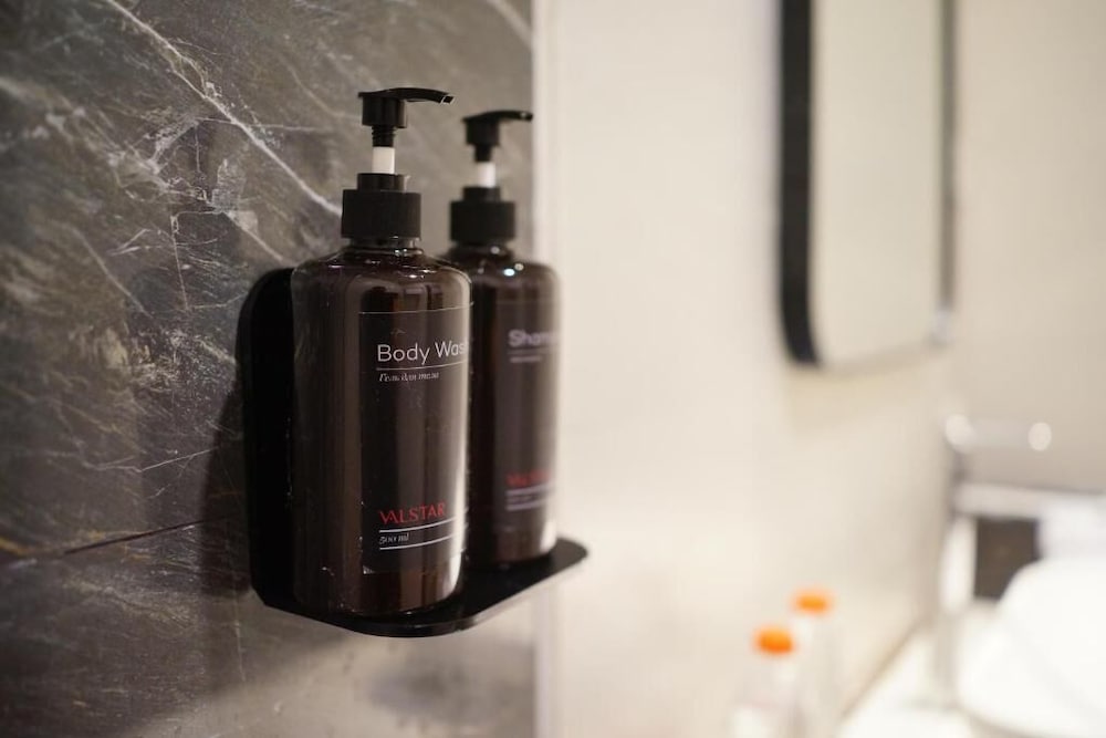 Premium Studio Suite - Photo 15