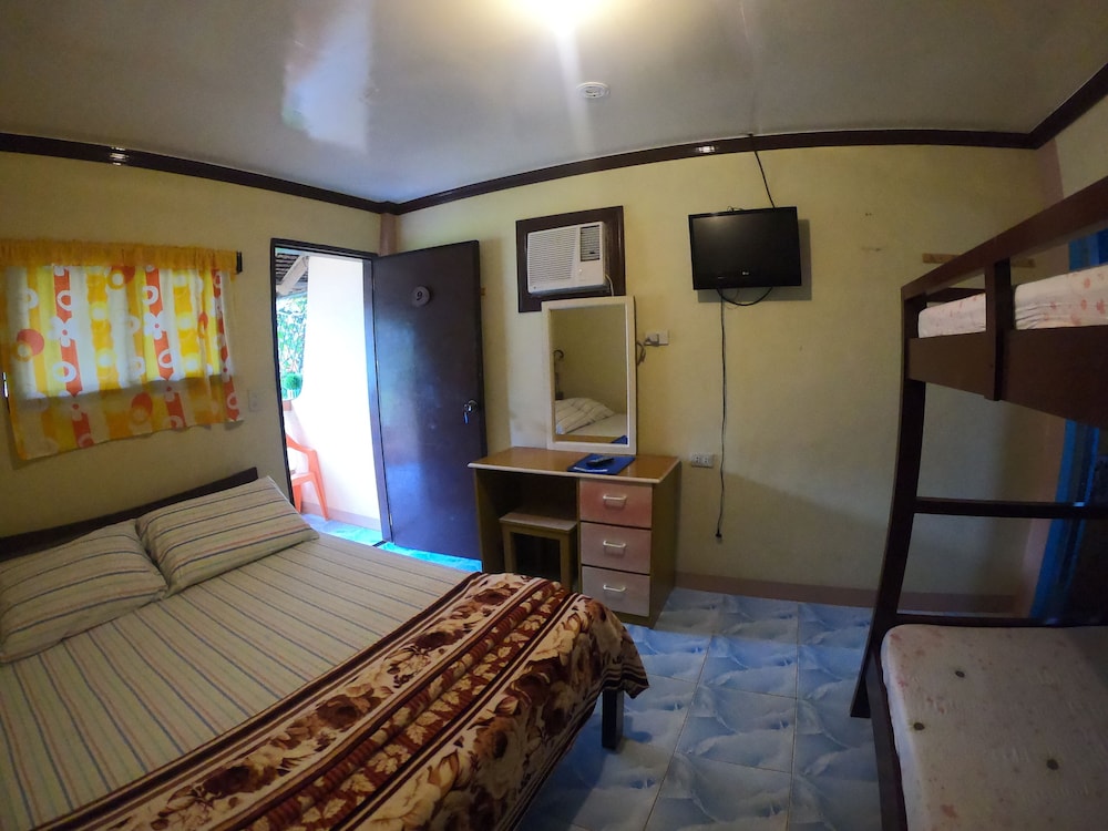 Economy Room photo 2