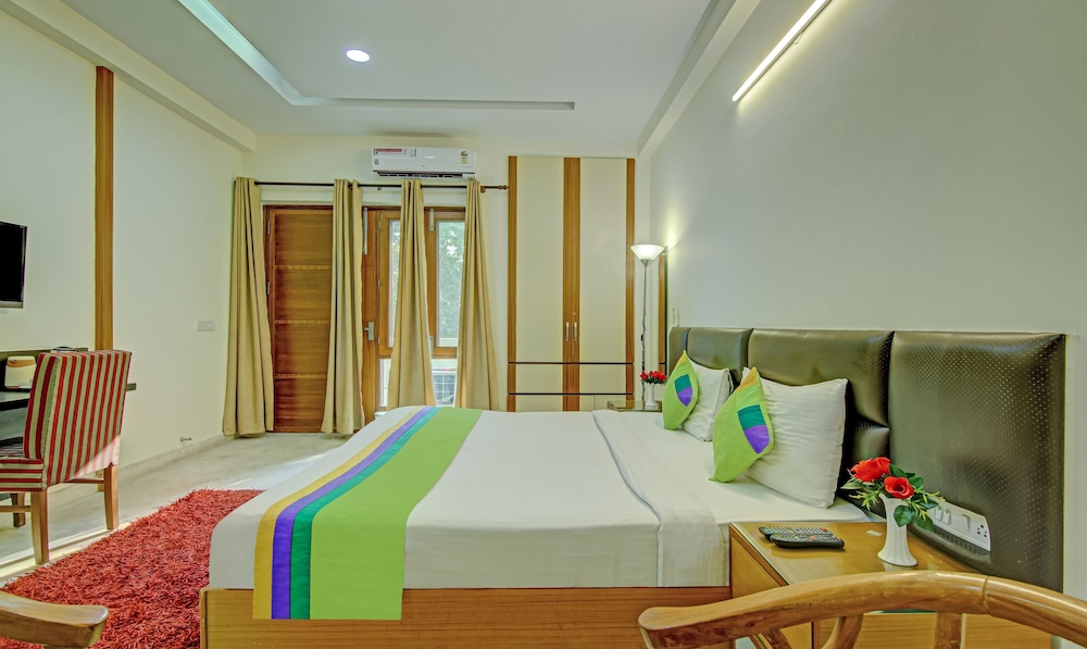 Deluxe Room - For Indian National Only photo 2