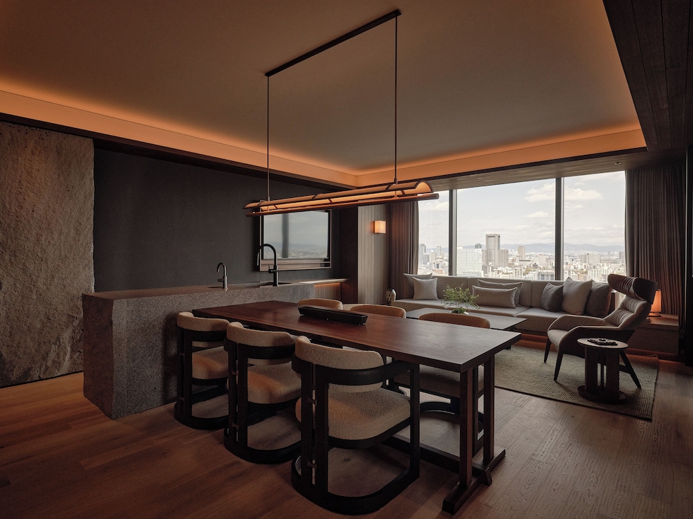 Suite, 1 King Bed (Urban | Osaka Castle View) - Photo 4
