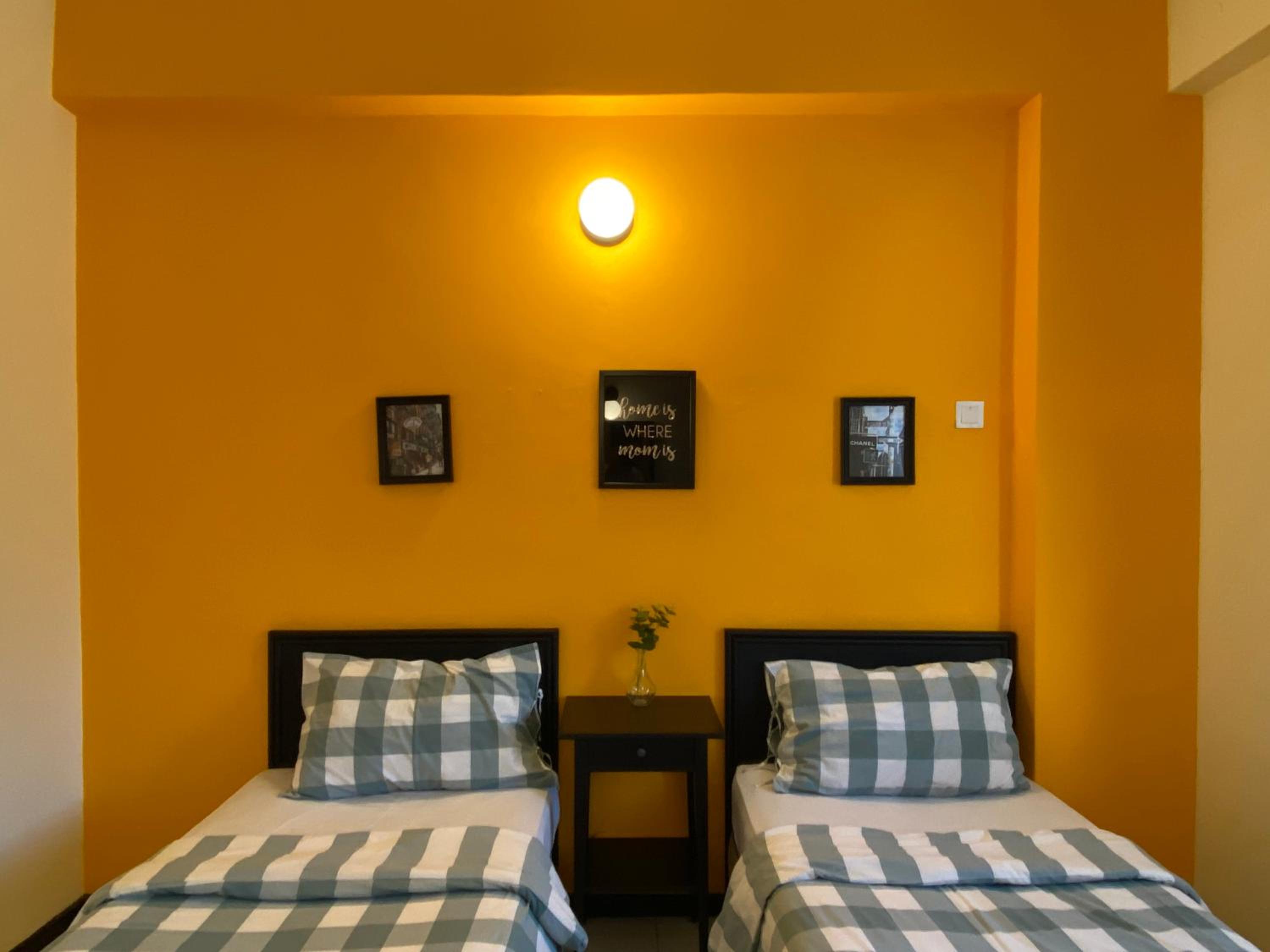 Two-Bedroom Suite - Photo 2