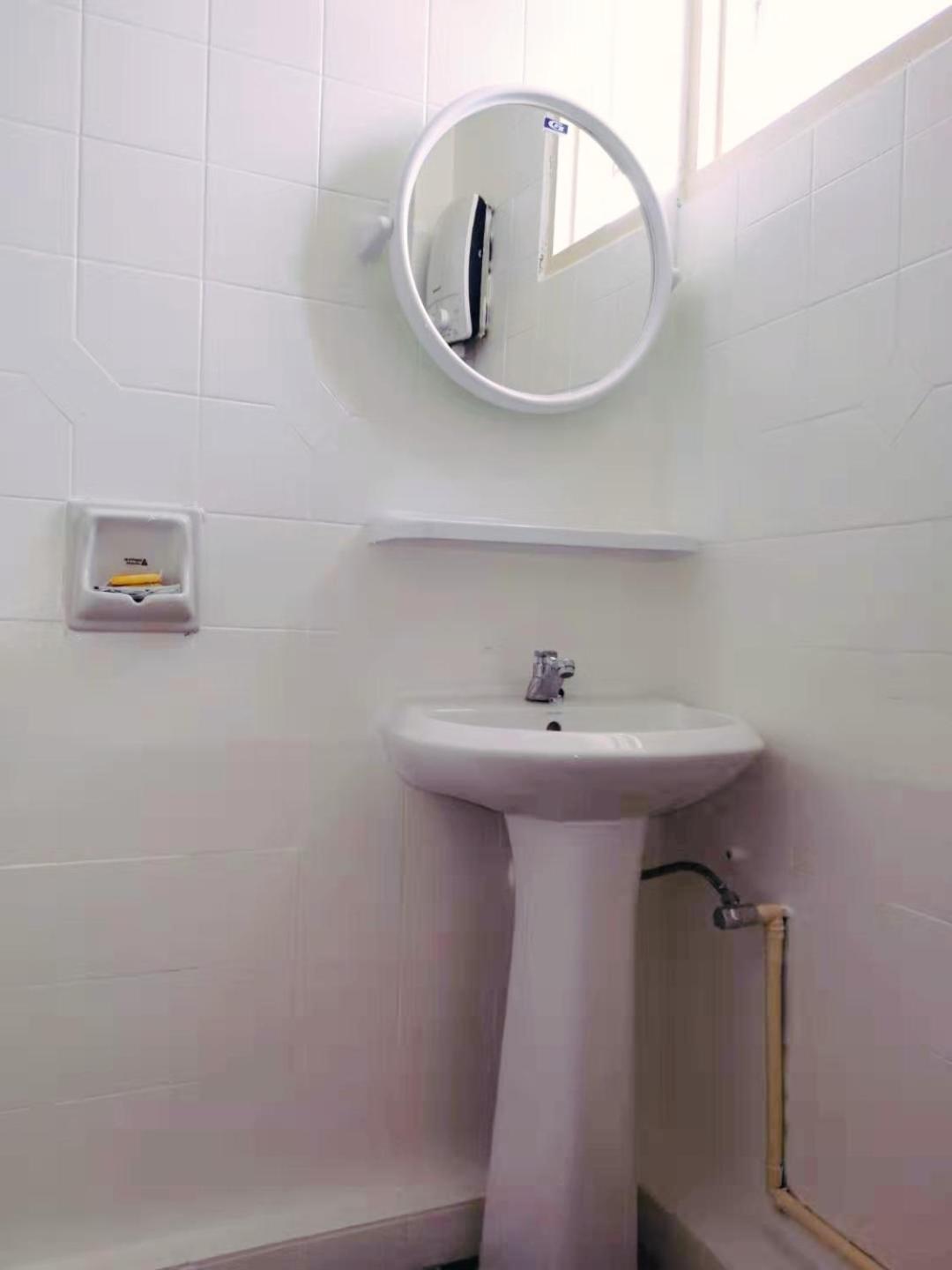 Deluxe Twin Room - Photo 2