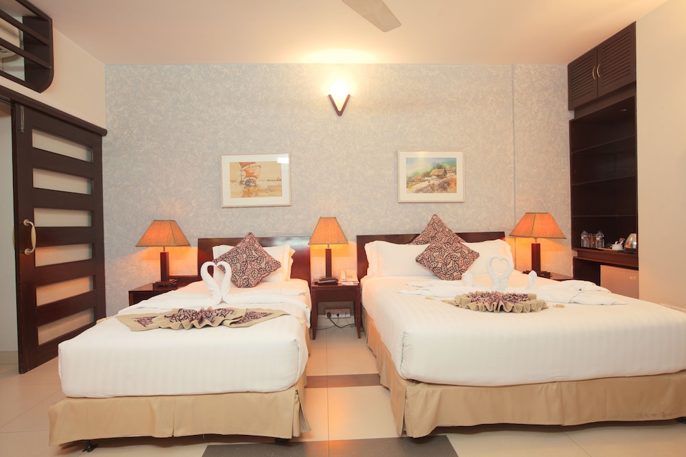 Deluxe Triple Room photo 3