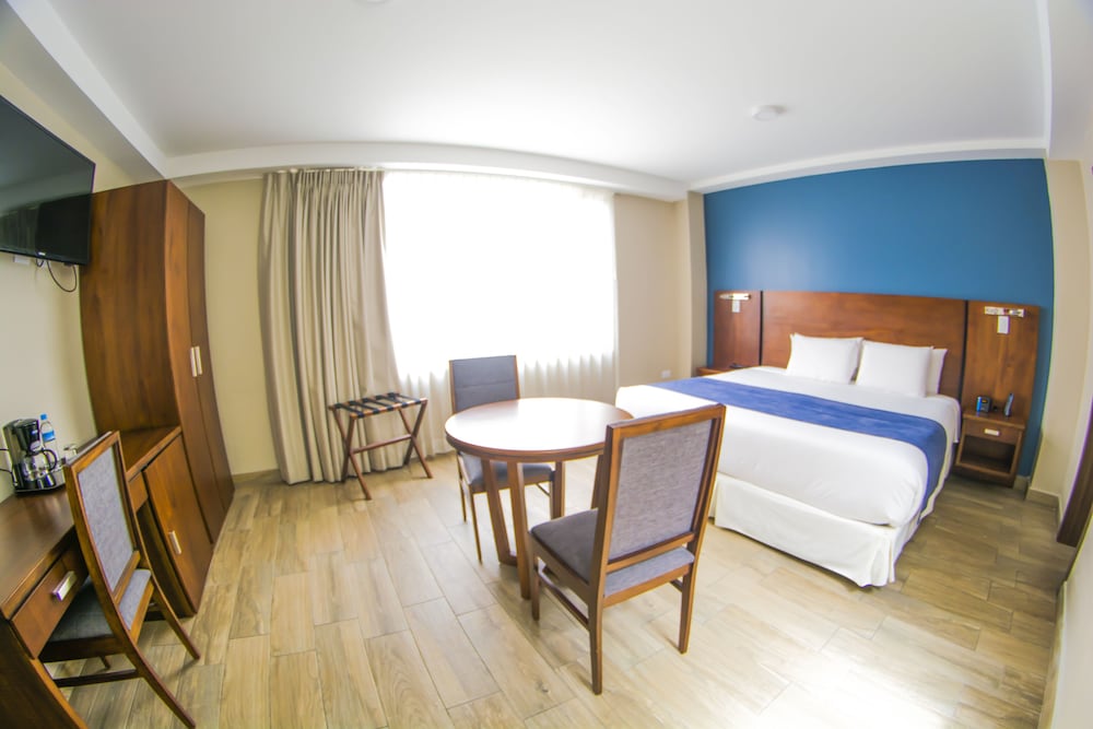 Studio Suite, 1 King Bed photo 3