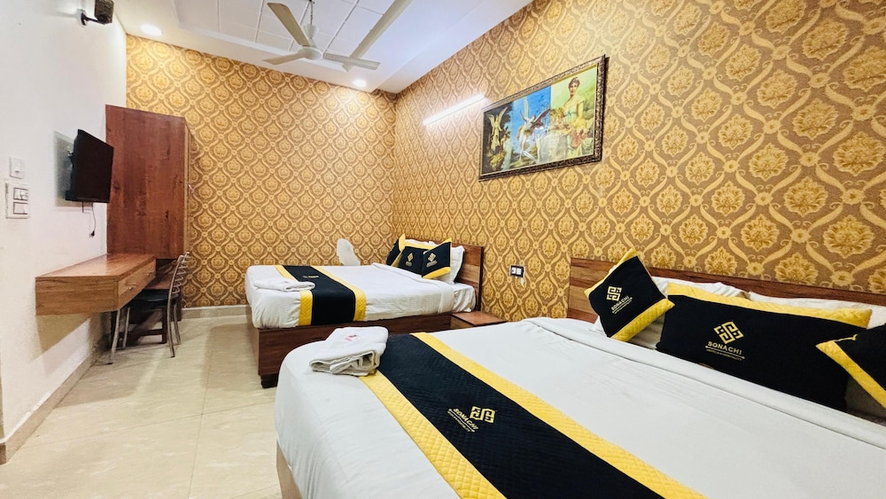 Family Triple Room