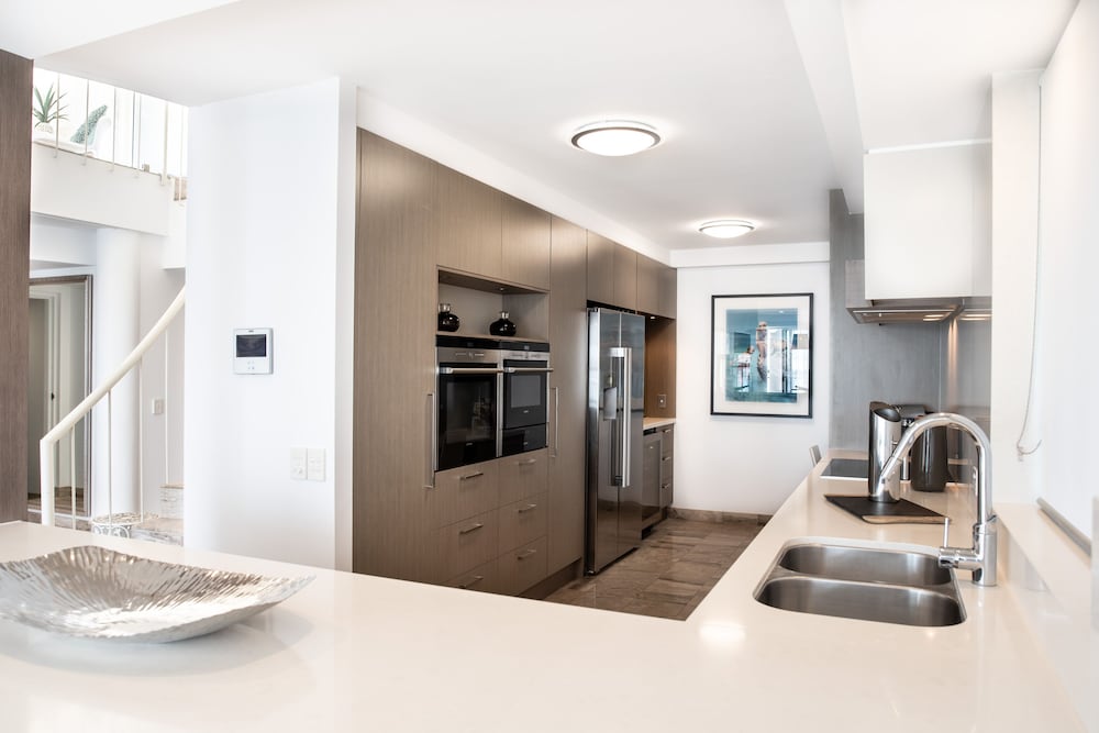 Penthouse 35 photo 3