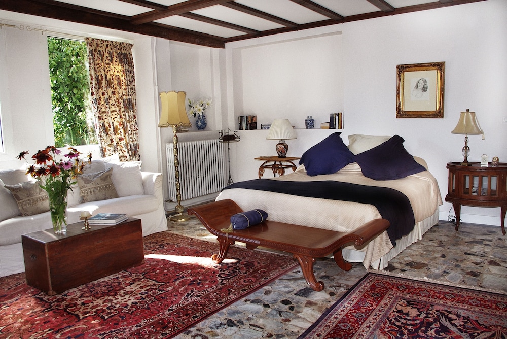 Suite, Terrace (De Beauvoir) photo 3