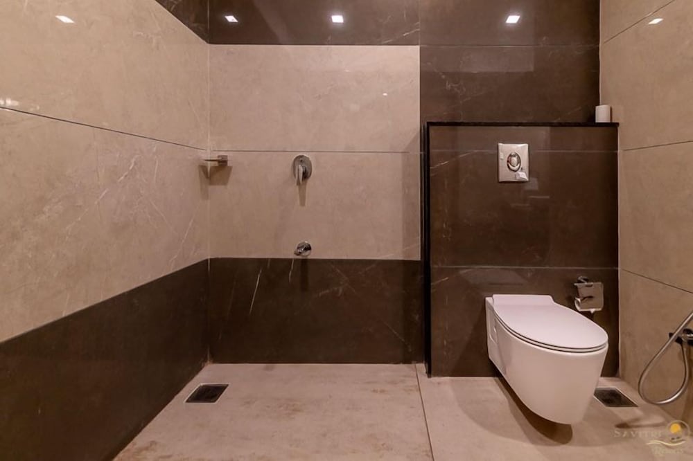 Deluxe Triple Room photo 3