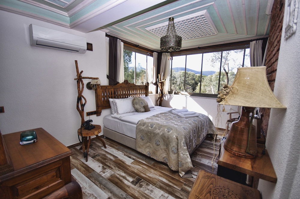 Deluxe Room, Courtyard photo 1