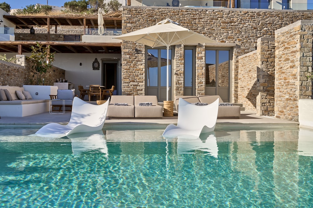 Grand Suite, 2 Bedrooms, Private Pool - Photo 13