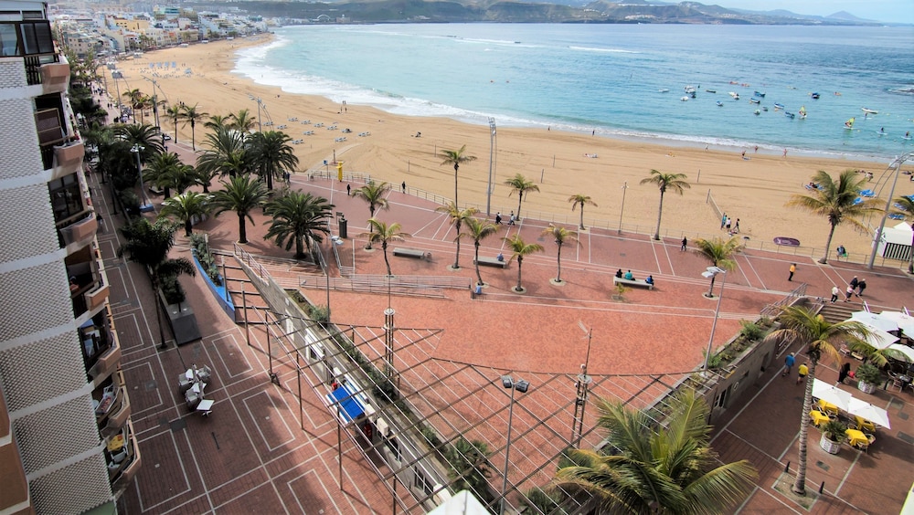 Suite, 1 King Bed, Terrace, Beachfront