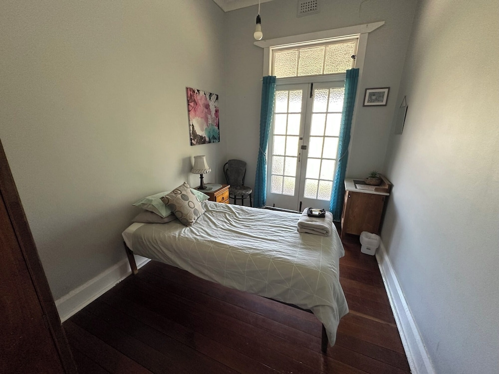 Economy Single Room