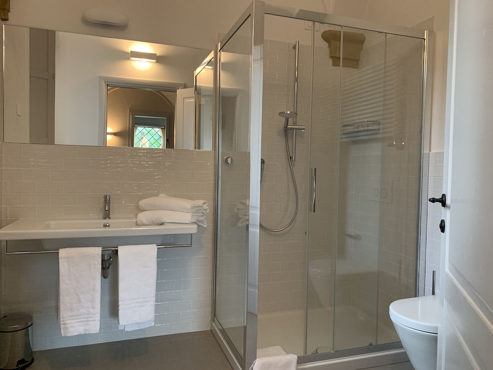 Superior Room - Photo 5