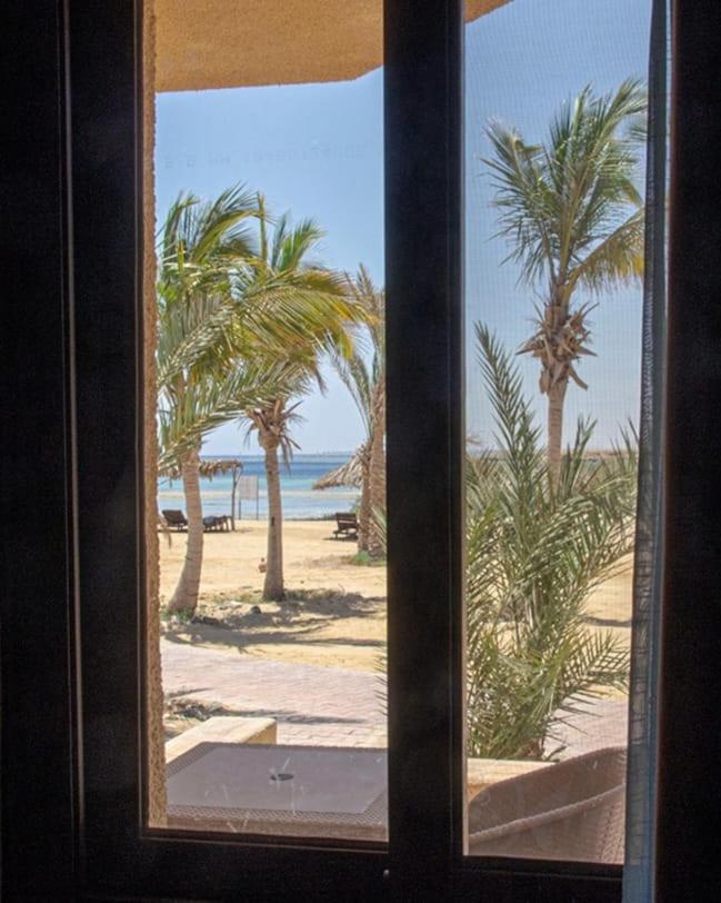 Bungalow with Sea View photo 1