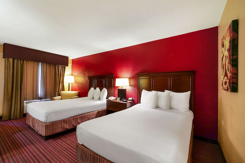 Standard Room, 2 Double Beds, Non Smoking