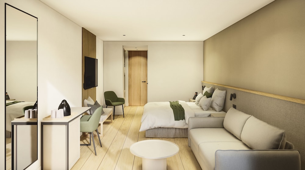 Family Room, Balcony