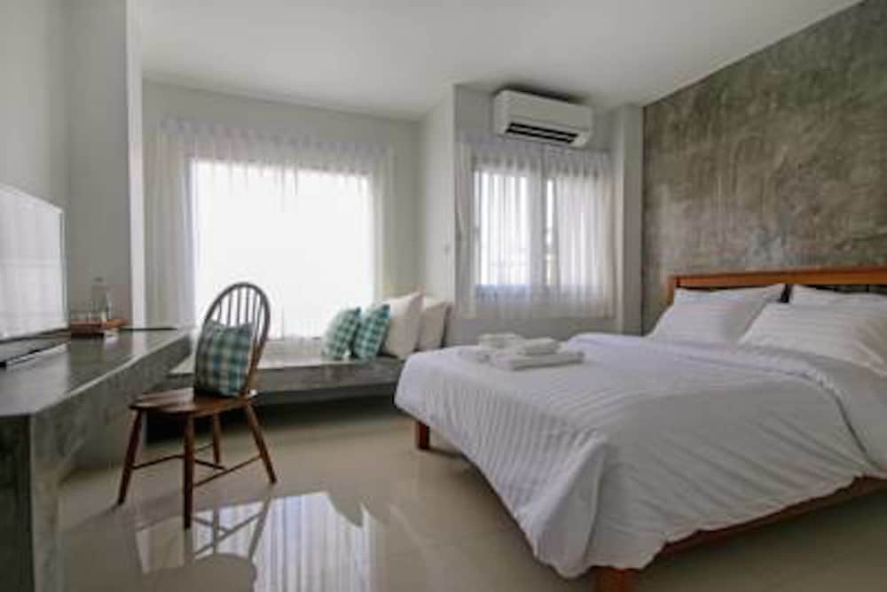 Standard Room photo 1