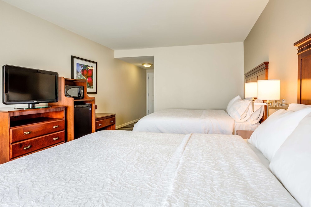 Room, 2 Queen Beds, Accessible (Hearing) - Photo 3