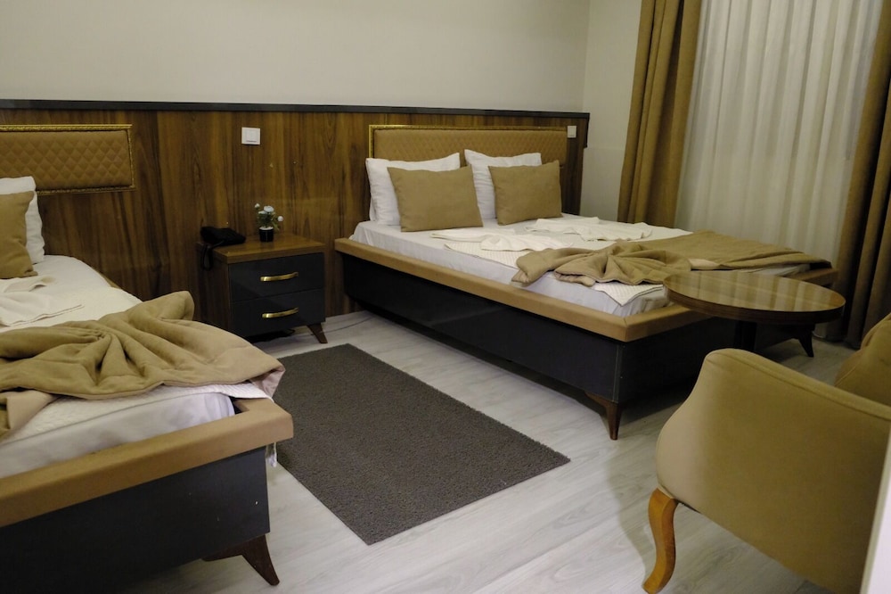 Family Quadruple Room photo 1