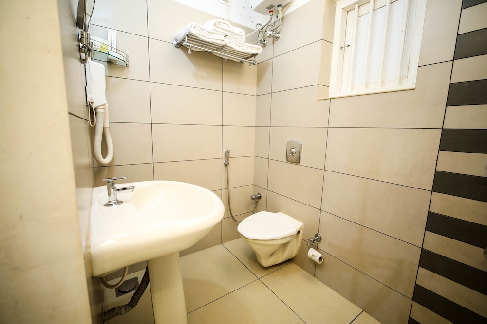 Premium Cottage, 1 Queen Bed, Non Smoking, Garden View photo 3