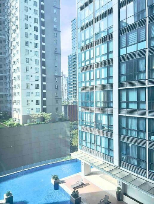 Apartment with Pool View  photo 3