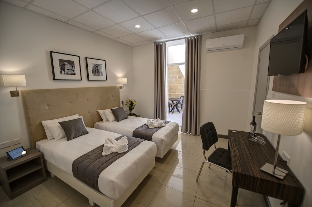 Family Suite photo 3