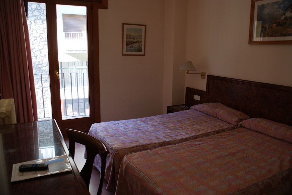 Standard Triple Room photo 3
